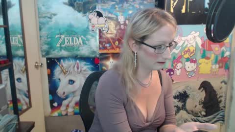 Snapshot of savanah_banana chatting on September 16, 2:27 am Savanah online show from September 16, 2:27 am