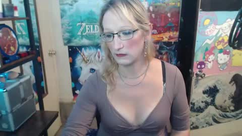 Snapshot of savanah_banana chatting on September 27, 3:26 am Savanah online show from September 27, 3:26 am