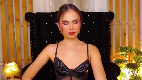 Snapshot of savannafox chatting on September 15, 10:42 am savannafox online show from September 15, 10:42 am
