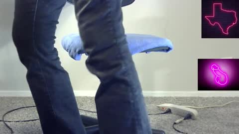 Cait or Caitlin online show from October 25, 8:09 am