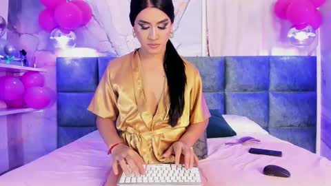 Snapshot of scarleett22 chatting on September 20, 8:03 pm Scarleet online show from September 20, 8:03 pm