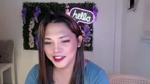 Snapshot of scarlett_sofia69 chatting on February 11, 4:44 am online show from February 11, 4:44 am