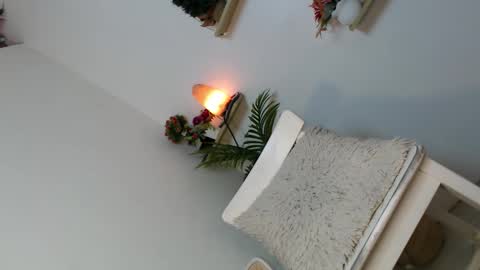 Snapshot of scarlett_sofia69 chatting on September 10, 11:09 am online show from September 10, 11:09 am