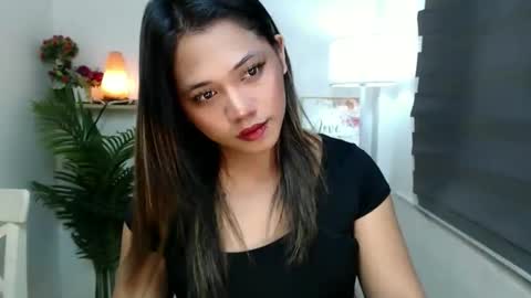 Snapshot of scarlett_sofia69 chatting on October 5, 10:49 am online show from October 5, 10:49 am