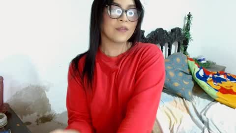 Snapshot of scarlette_mason_1 chatting on December 18, 11:30 pm KARLA online show from December 18, 11:30 pm