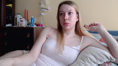 Snapshot of scarlettford chatting on December 28, 9:42 am Scarlett online show from December 28, 9:42 am