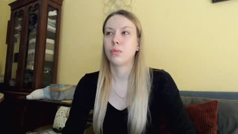 Snapshot of scarlettford chatting on February 2, 4:11 pm Scarlett online show from February 2, 4:11 pm