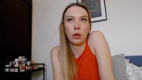 Scarlett online show from February 15, 11:31 am