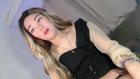 seducing_angela online show from September 15, 11:42 pm