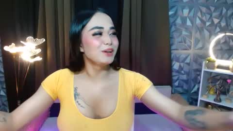 Snapshot of seductivelatina69 chatting on September 23, 10:05 pm Lala online show from September 23, 10:05 pm