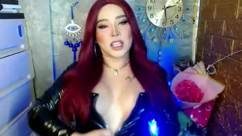 Snapshot of seductivestacyxx chatting on September 8, 6:28 pm MISTRESS STACY online show from September 8, 6:28 pm