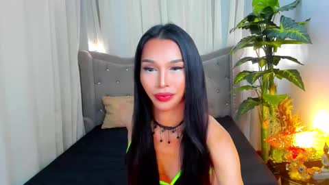 Snapshot of seductresskatarina chatting on January 5, 4:16 pm KATARINA LUST online show from January 5, 4:16 pm