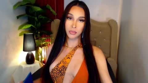Snapshot of seductresskatarina chatting on January 7, 6:56 pm KATARINA LUST online show from January 7, 6:56 pm