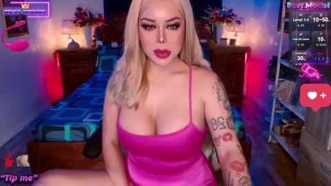 Snapshot of selina_diorxxx chatting on December 10, 4:19 am Will You Be My CumDumpster in Real Drink My Milk online show from December 10, 4:19 am