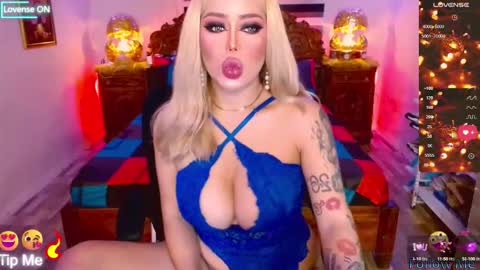 Snapshot of selina_diorxxx chatting on September 28, 6:45 am Will You Be My CumDumpster in Real Drink My Milk online show from September 28, 6:45 am