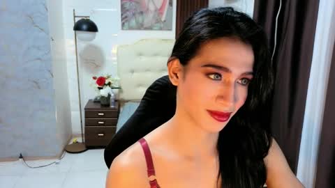 Snapshot of sensual_goergia chatting on September 19, 12:33 pm sensual_goergia online show from September 19, 12:33 pm