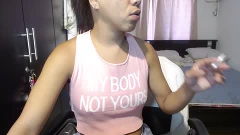 Snapshot of sensual_natalie chatting on January 17, 3:43 pm sensual_natalie online show from January 17, 3:43 pm