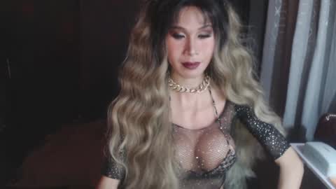 Snapshot of sexiest_asiants chatting on January 18, 8:10 am nicole online show from January 18, 8:10 am