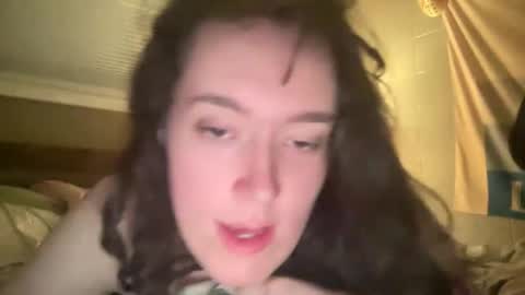 Snapshot of sexiflorence chatting on September 22, 2:39 am Florence online show from September 22, 2:39 am