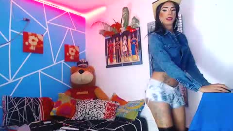 Snapshot of sextshotlati chatting on September 29, 6:02 am stefany velasquez online show from September 29, 6:02 am
