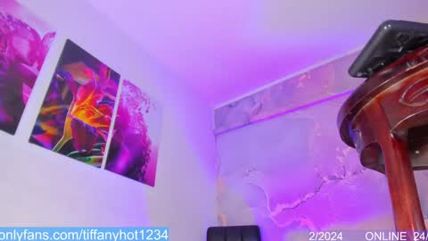 Snapshot of sexwildlatin chatting on December 24, 1:50 pm Tifanny Benitez online show from December 24, 1:50 pm
