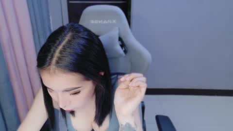 sexy_sersi online show from October 3, 8:14 am