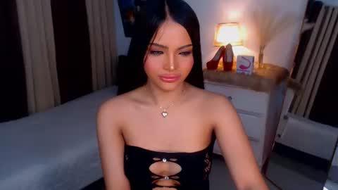 Snapshot of sexyadrianaqueents chatting on December 3, 2:42 am YOUR MISTRESS GODDESSS ADRIANA online show from December 3, 2:42 am