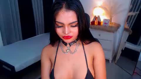Snapshot of sexyadrianaqueents chatting on February 4, 10:10 am YOUR MISTRESS GODDESSS ADRIANA online show from February 4, 10:10 am