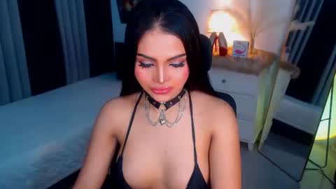 Snapshot of sexyadrianaqueents chatting on February 16, 1:49 am YOUR MISTRESS GODDESSS ADRIANA online show from February 16, 1:49 am