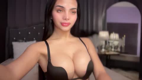 Snapshot of sexyadrianaqueents chatting on October 7, 3:40 am YOUR MISTRESS GODDESSS ADRIANA online show from October 7, 3:40 am