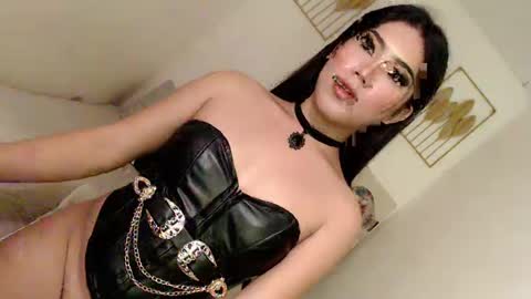 Snapshot of sexybaby2999 chatting on January 19, 2:47 am Lexie online show from January 19, 2:47 am