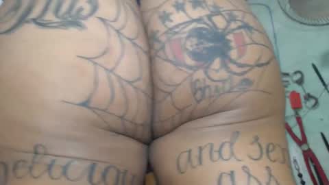 Snapshot of sexydevilrich chatting on January 10, 1:53 am SEXYDEVILRICH online show from January 10, 1:53 am