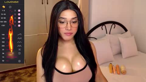 Kelly online show from October 17, 1:03 pm