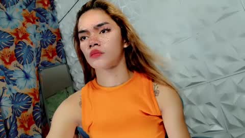 Snapshot of sexyhotbabe18 chatting on December 26, 6:41 am sexyhotbabe18 online show from December 26, 6:41 am
