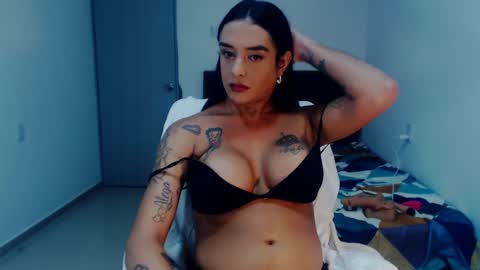 Natalia Duran online show from December 30, 5:37 am