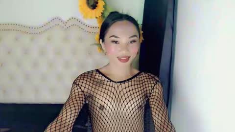 Snapshot of sexyshinixx chatting on September 16, 6:56 pm sexyshinixx online show from September 16, 6:56 pm