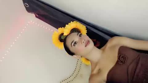 Snapshot of sexyshinixx chatting on September 23, 12:10 pm sexyshinixx online show from September 23, 12:10 pm