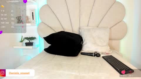 Snapshot of shairytovar chatting on September 10, 6:34 am shairytovar online show from September 10, 6:34 am