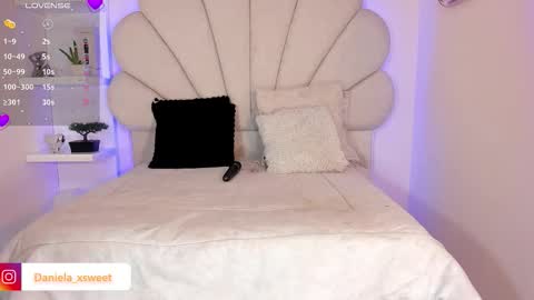 Snapshot of shairytovar chatting on October 10, 6:47 am shairytovar online show from October 10, 6:47 am