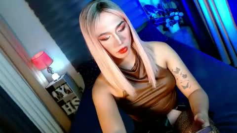 MISS SHANE online show from October 12, 6:32 pm