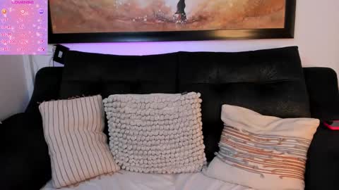 Snapshot of shannel__queen chatting on September 10, 8:41 pm shannel__queen online show from September 10, 8:41 pm