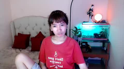Snapshot of shantalfoxxy chatting on December 24, 1:49 am SHANTA FOX s online show from December 24, 1:49 am