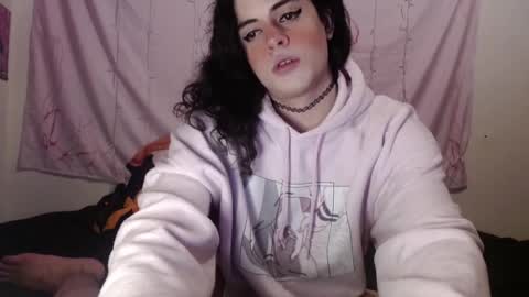 Snapshot of shayminx chatting on February 15, 3:20 am Shayminx online show from February 15, 3:20 am