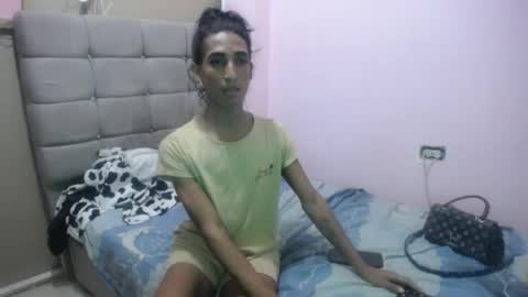 shayra33x online show from October 8, 1:51 am