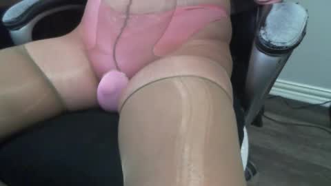 Snapshot of shine66shine chatting on September 19, 12:33 pm shine66shine online show from September 19, 12:33 pm