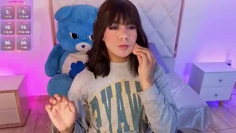 Siiam Tay online show from November 3, 3:49 am