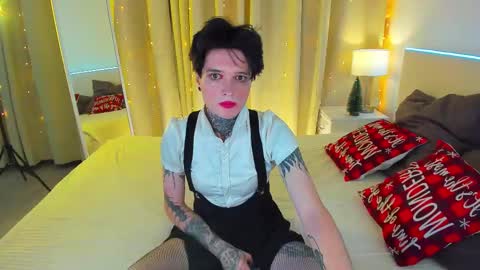Snapshot of simona_rain chatting on December 8, 10:19 am Simona online show from December 8, 10:19 am