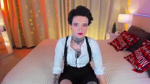 Snapshot of simona_rain chatting on December 10, 9:43 pm Simona online show from December 10, 9:43 pm