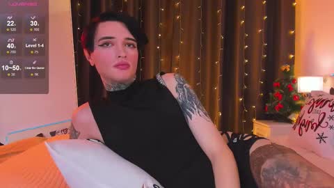 Snapshot of simona_rain chatting on December 17, 9:05 pm Simona online show from December 17, 9:05 pm