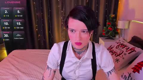 Snapshot of simona_rain chatting on December 26, 5:37 am Simona online show from December 26, 5:37 am